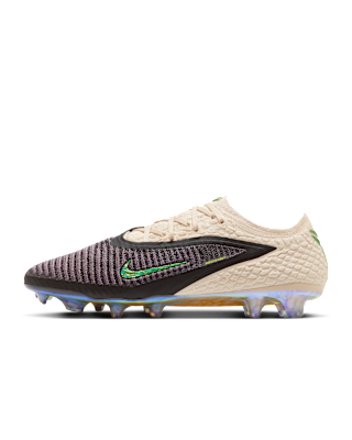 Kobe Phantom 6 Low Elite SE Firm-Ground Football Boots. Nike SI